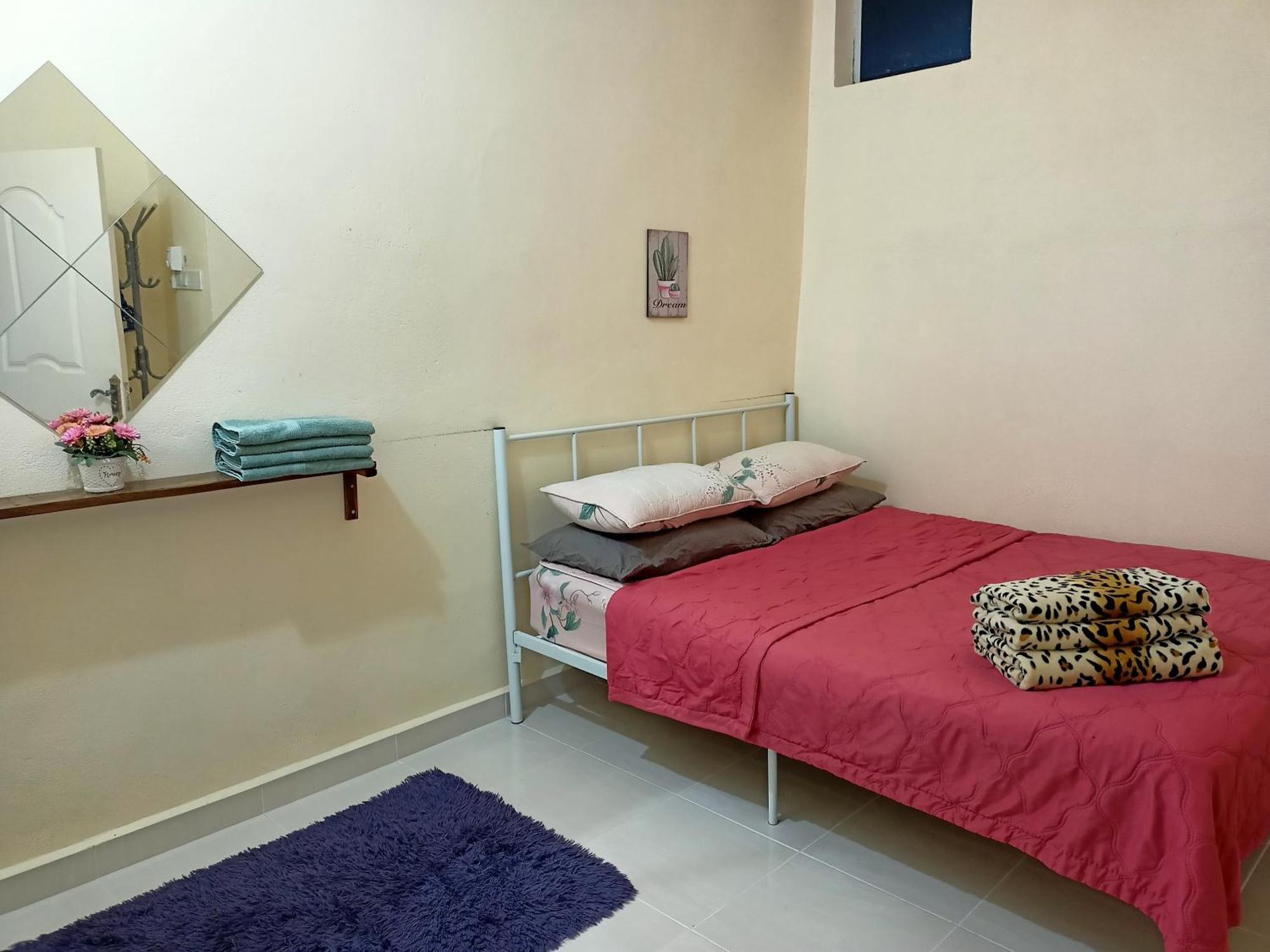 Topville Homestay Kangar Εξωτερικό φωτογραφία